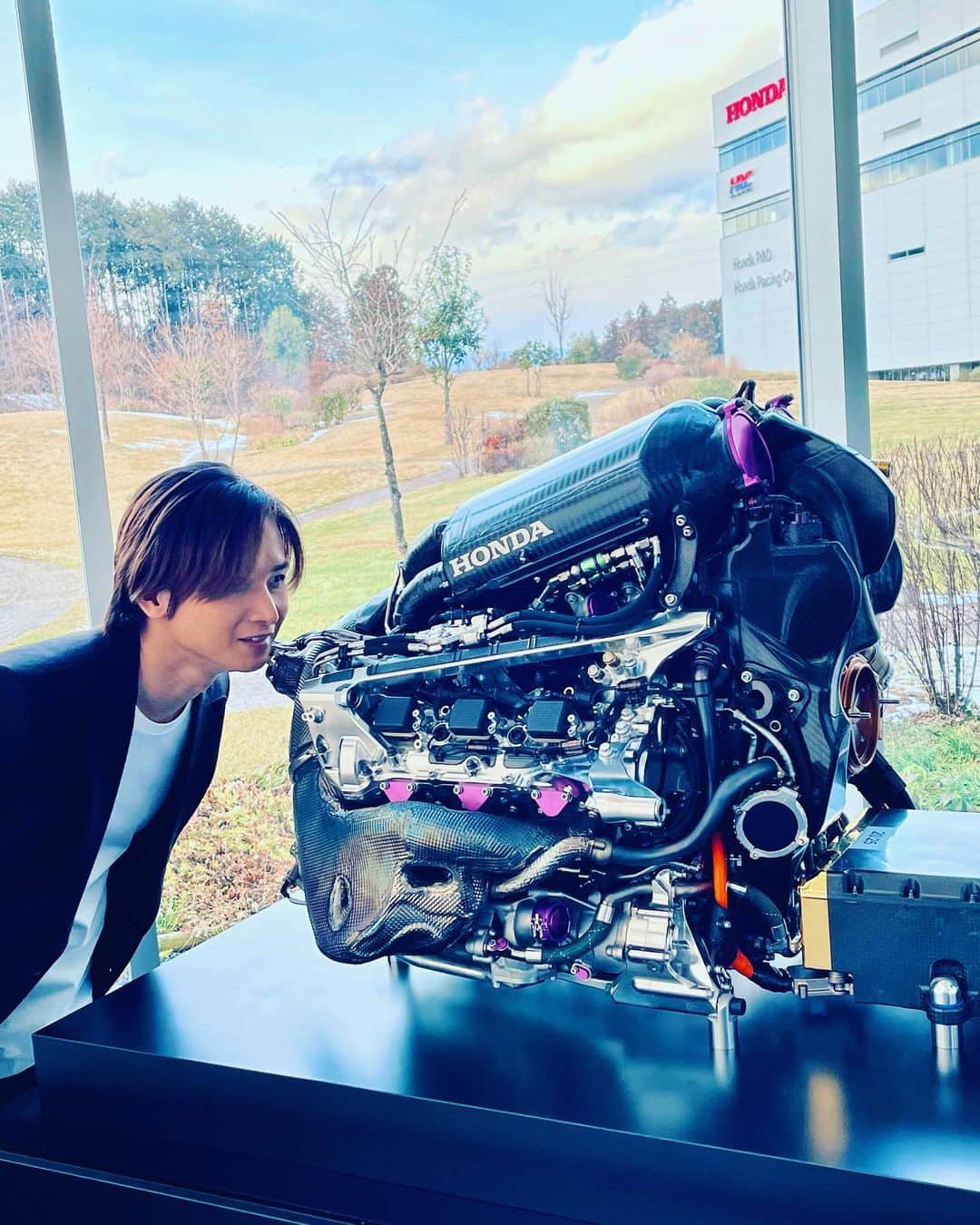 のインスタグラム：「チャンピオンパワーユニット Honda RA621H 一生見てられる  #HONDA #堂本光一」