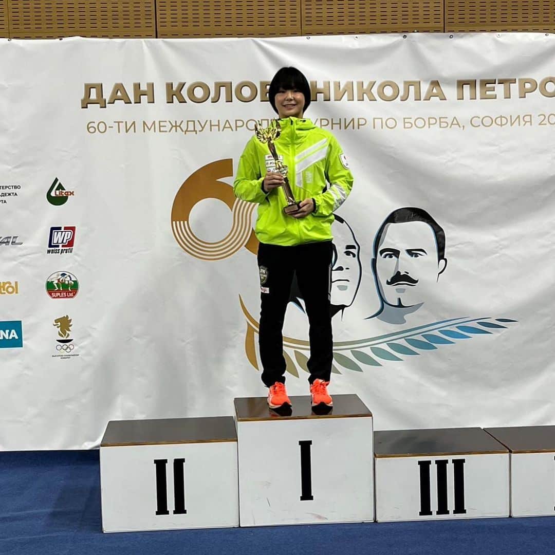 藤波朱理さんのインスタグラム写真 - (藤波朱理Instagram)「dankolov🇧🇬🥇  次に向けてまた頑張ります💪」3月7日 0時17分 - 11.akrstagram.11