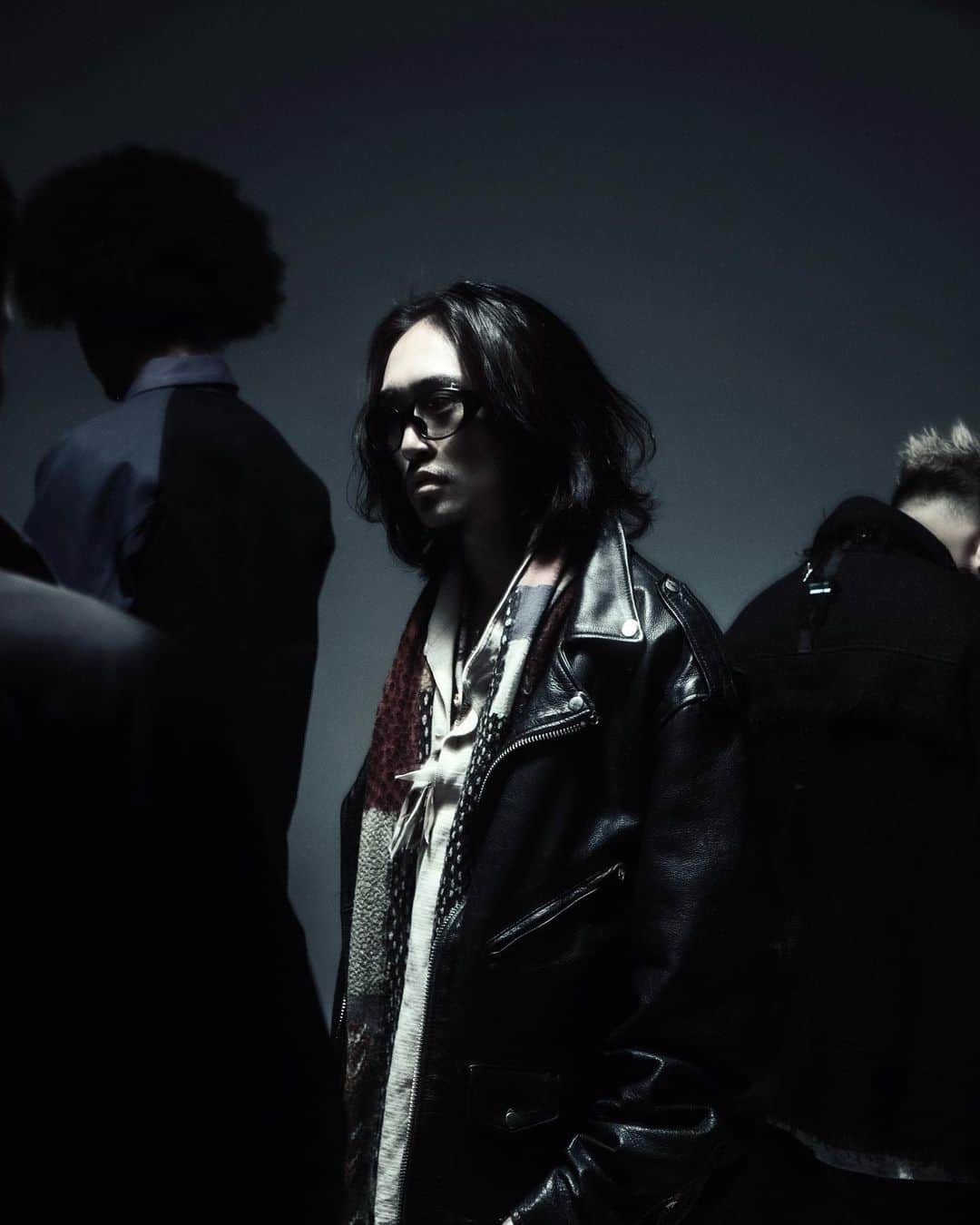 YESBØWY / ∅ [EMPTY SETT]™ Ø [EMPTY SETT]™ のインスタグラム：「Hi it’s YESBØWY*  : Official Artist Photo 2023.  ***************  ArtDirection/Styling: YESBØWY ( @yesbowy ) Photograph/Direction: Seiya Uehara ( @seiya_uehara )」