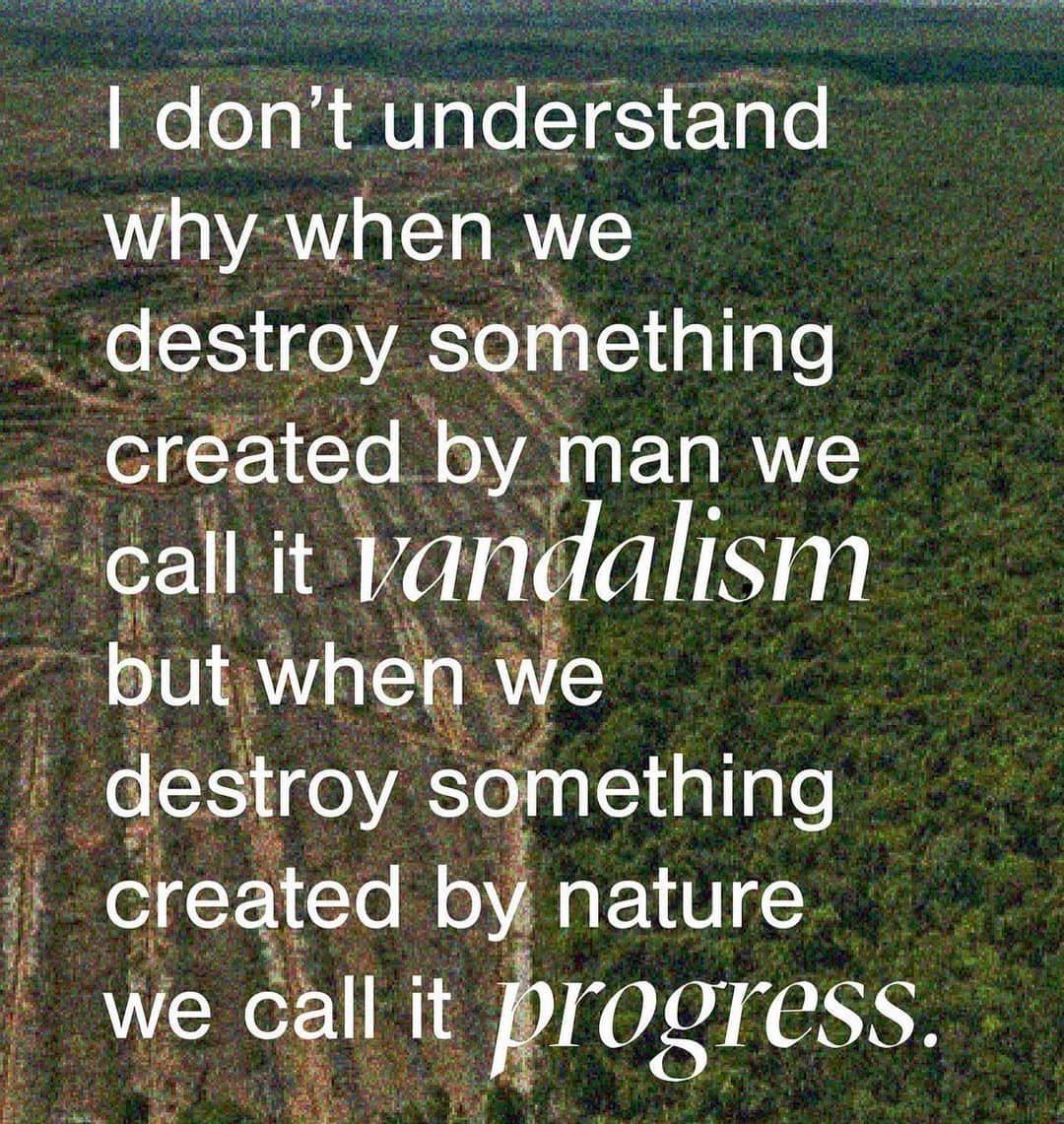 Leslie Camila-Roseのインスタグラム：「And the result is slightly different : in the first scenario, a few people suffer and pay the price.  In the second scenario, we all suffer and pay the price of a few.  Environmental justice is social justice. Together we have to understand what’s at stake, and shift the narrative. 🙏🌍✊🏻   #changethenarrative #deconditioned  #climatechangeisreal #climatechangeisnow #stopdestroyingmothernature #wedependonnature」