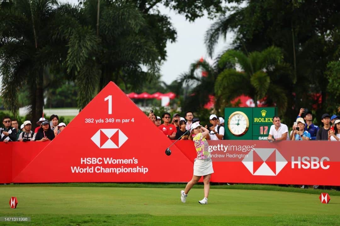 古江彩佳さんのインスタグラム写真 - (古江彩佳Instagram)「HSBC Women’s World Championship  いつも応援ありがとうございます😊  今大会は、気温だけではなく四日間とも大雨で中断になるとてもタフな1週間でした。 難しいコンディションでしたが、最後まで自分のプレーをすることができて、とても嬉しいです🙂  大雨の中、会場に足を運んでいただいた多くのギャラリーの皆様も、本当にありがとうございました🥹  今週は日本ツアーに出場します。 日本ツアーは今シーズン初戦なので、いいスタートがきれるように頑張ります⛳️  #hsbcwomenschampions」3月6日 17時09分 - ayaka_furue27