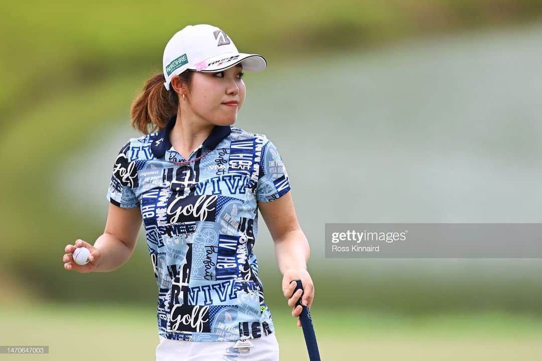 古江彩佳のインスタグラム：「HSBC Women’s World Championship  いつも応援ありがとうございます😊  今大会は、気温だけではなく四日間とも大雨で中断になるとてもタフな1週間でした。 難しいコンディションでしたが、最後まで自分のプレーをすることができて、とても嬉しいです🙂  大雨の中、会場に足を運んでいただいた多くのギャラリーの皆様も、本当にありがとうございました🥹  今週は日本ツアーに出場します。 日本ツアーは今シーズン初戦なので、いいスタートがきれるように頑張ります⛳️  #hsbcwomenschampions」