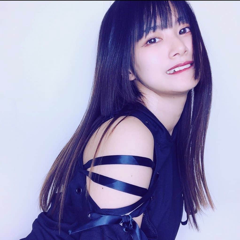北原ゆかのインスタグラム：「🎉ワンマン開催決定🎉  大学を卒業し初のワンマンライブ "気高くあれ"私の大切にしてる言葉をタイトルにしました  私の人生全てかけて、素敵なステージをお届けします！  ぜひ遊びに来てください✨  6/17(土)『Be Noble』 @堀江Goldee open 13:00 start 13:30  前売 3000円/当日 3500円 配信🎫 1500円」