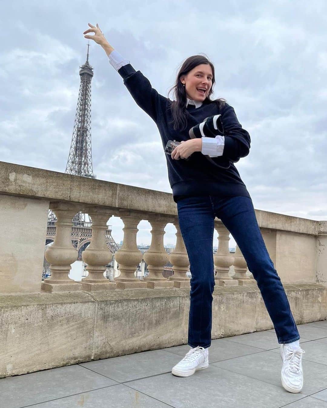 のインスタグラム：「24 hours in Paris !!!」