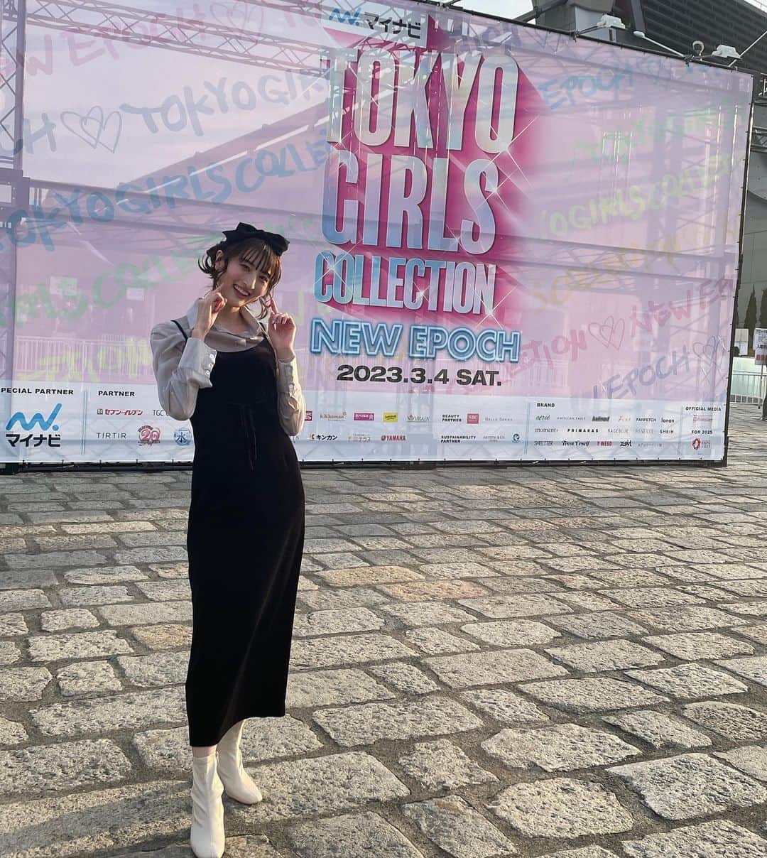 のインスタグラム：「. @tgc_staff  . . . #tgc#tokyogirlscollection#マイナビtgc#代々木体育館#東京#東京ガールズコレクション#ファッション#ファッションコーデ#moussy#fashion#fashionstyle#model#modelshoot#ワンピース#ワンピースコーデ#ヘアアレンジ#ヘアスタイル#お団子ヘア#カチューシャ#リボン#パールネックレス#パールピアス#サロンモデル#春コーデ#春ネイル#春服#fff#lfl#following#ootd」