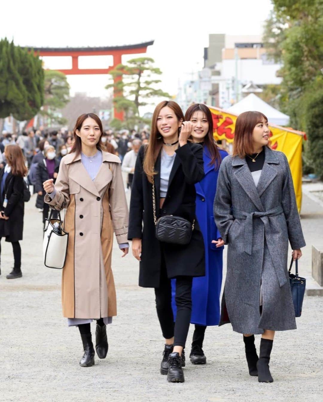 のインスタグラム：「【鎌倉日帰り旅行オフショット②】  鎌倉日帰り旅行での未公開オフショット✨ こちらの本編動画はYouTubeに載っています！  まだご覧になっていない方はぜひチェックしてみてください☺️  ーーーーーーー 前編: https://youtu.be/JIMM7fmtRwM 後編: https://youtu.be/Fzlxx7jUdGE ーーーーーーー  #シュートボクシング #ラウンドガール ⁠#SHOOTBOXING #SHOOTGIRLS #ROUNDGIRL #japanesegirl #シュートボクシング #シュートガールズ #ラウンドガール」