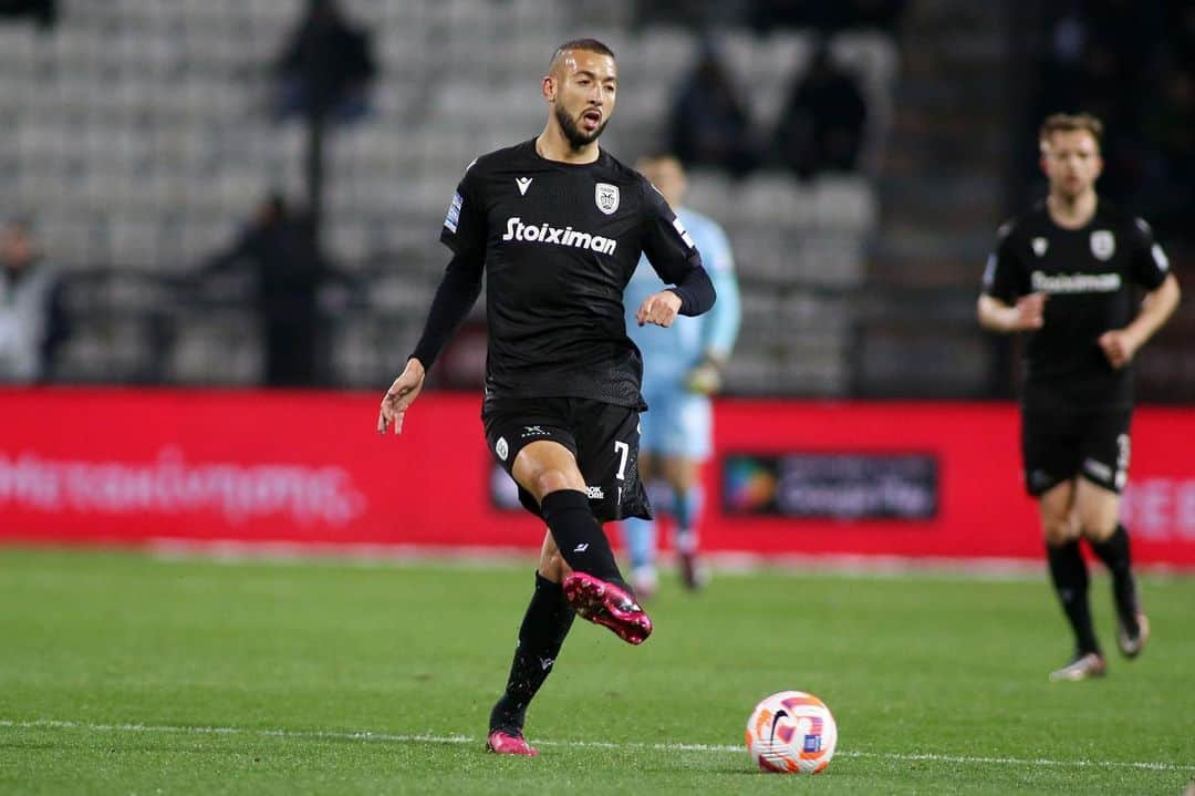 オマル・エル・カドゥーリのインスタグラム：「Great win and happy to be back !! ⚫️⚪️」