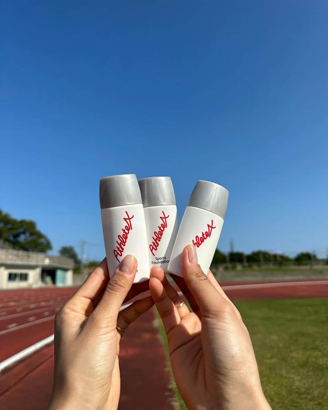 宇都宮絵莉のインスタグラム：「かれこれ7年目の愛用🌞🚿  #日焼け止め #athletex #サンプロテクト #アンダーベース #スポーツファンデーション #sanprotect #ファンデーション #紫外線対策 #紫外線ケア #日焼け止め #sunny」
