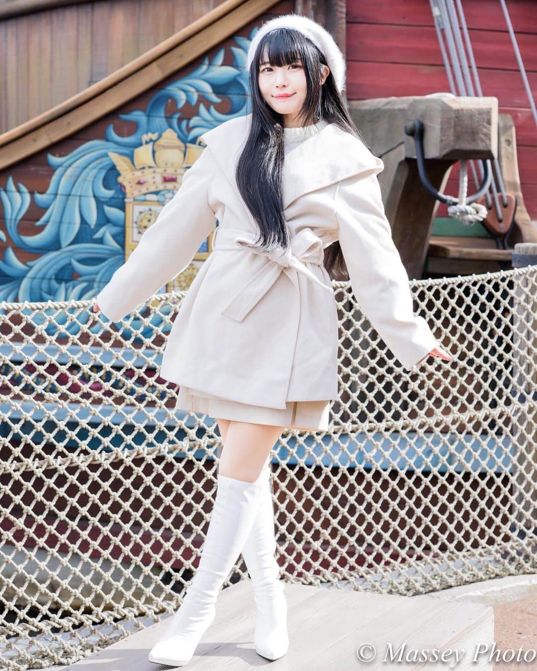 のインスタグラム：「. . . . 「東京ディズニーシー」で撮った写真です。 モデルは、SAKIちゃんです。 It is a picture taken in the theme park “Tokyo Disney Sea”. Her name is SAKI. . . #ポートレート #ポートレート女子 #ポートレートモデル #ポートレート撮影 #ポートレート部 #ポートレイト #ポトレ #ポートレートモデル撮影 #被写体 #被写体モデル #被写体女子 #写真部 #写真好きな人と繋がりたい #美女図鑑 #黒髪美女 #さきちょこ #可愛い女の子 #cute #portrait #excellent_portraits #girlsphoto #lovers_nippon_portrait #portrait_perfection #portraitphotography #japanesegirl #japanesemodel #tokyogirl #good_portraits_world #모델촬영 #인물사진」