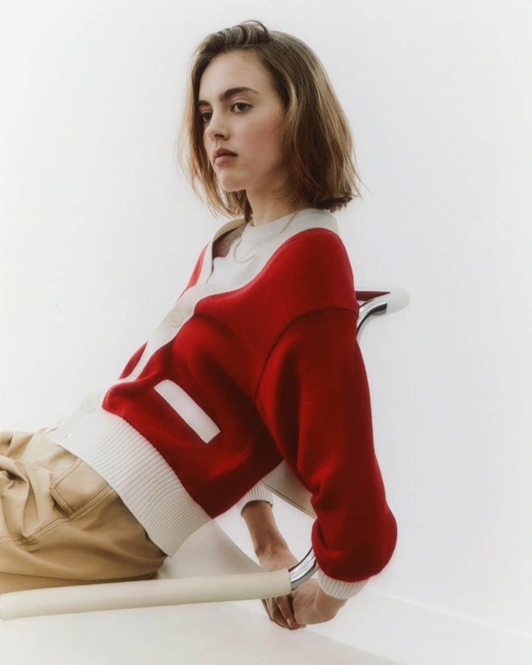 のインスタグラム：「Red Deauville Cardigan in @netaporter Lux Layering edit 🍒」