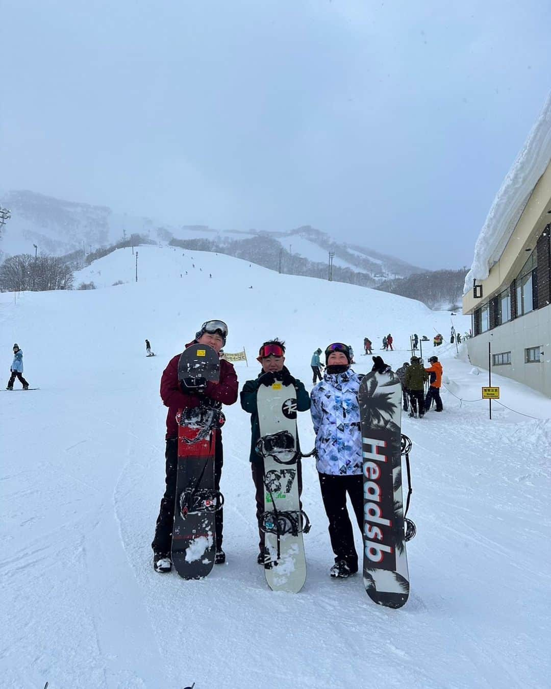 寺島成輝のインスタグラム：「🏂"ニセコ"🏂 #筋肉痛」