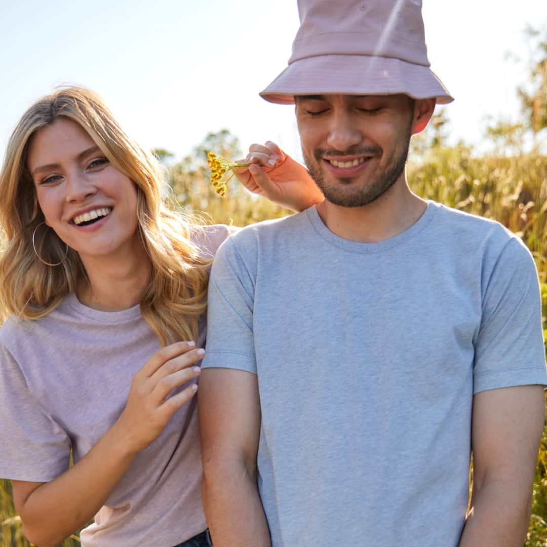 オルタナティブのインスタグラム：「🍃 Naturally stylish: Alternative botanical dye tees are dyed using a unique process that uses ingredients derived from select roots and leaves. 🍃」