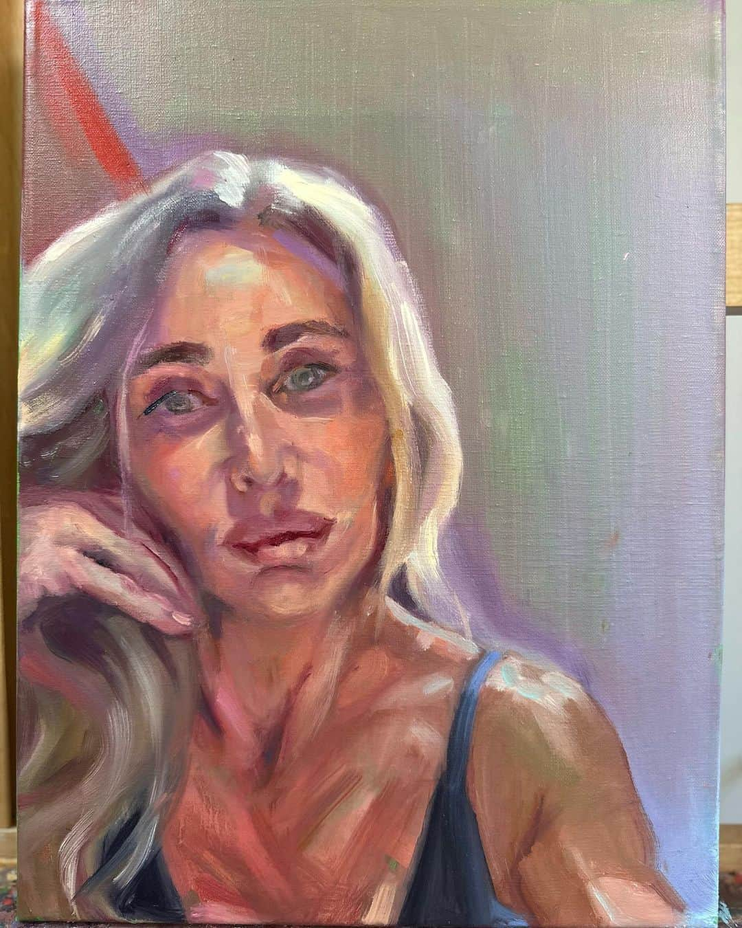 ヨアナバラシーのインスタグラム：「An other quick color study #painting #contemporaryart #pickoftheday #portrait #artistoninstagram #fineart#oilpainting」