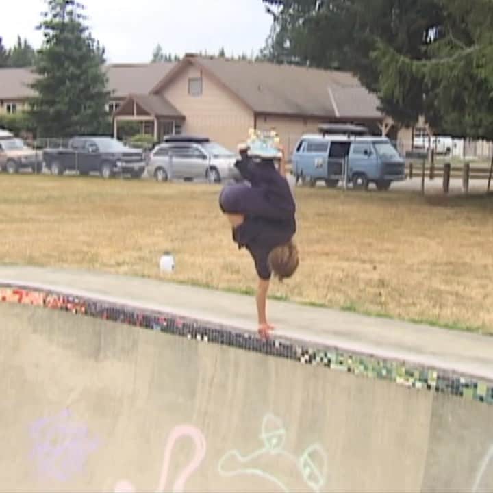 ラカイリミテッドフットウェアのインスタグラム：「@simonbannerot in @corykennedy ‘s Northwest Summer with Friends video Watch the whole video on the Crailtube @crailtap  📹 @sk8rat  #Lakai #TheShoesWeSkate」