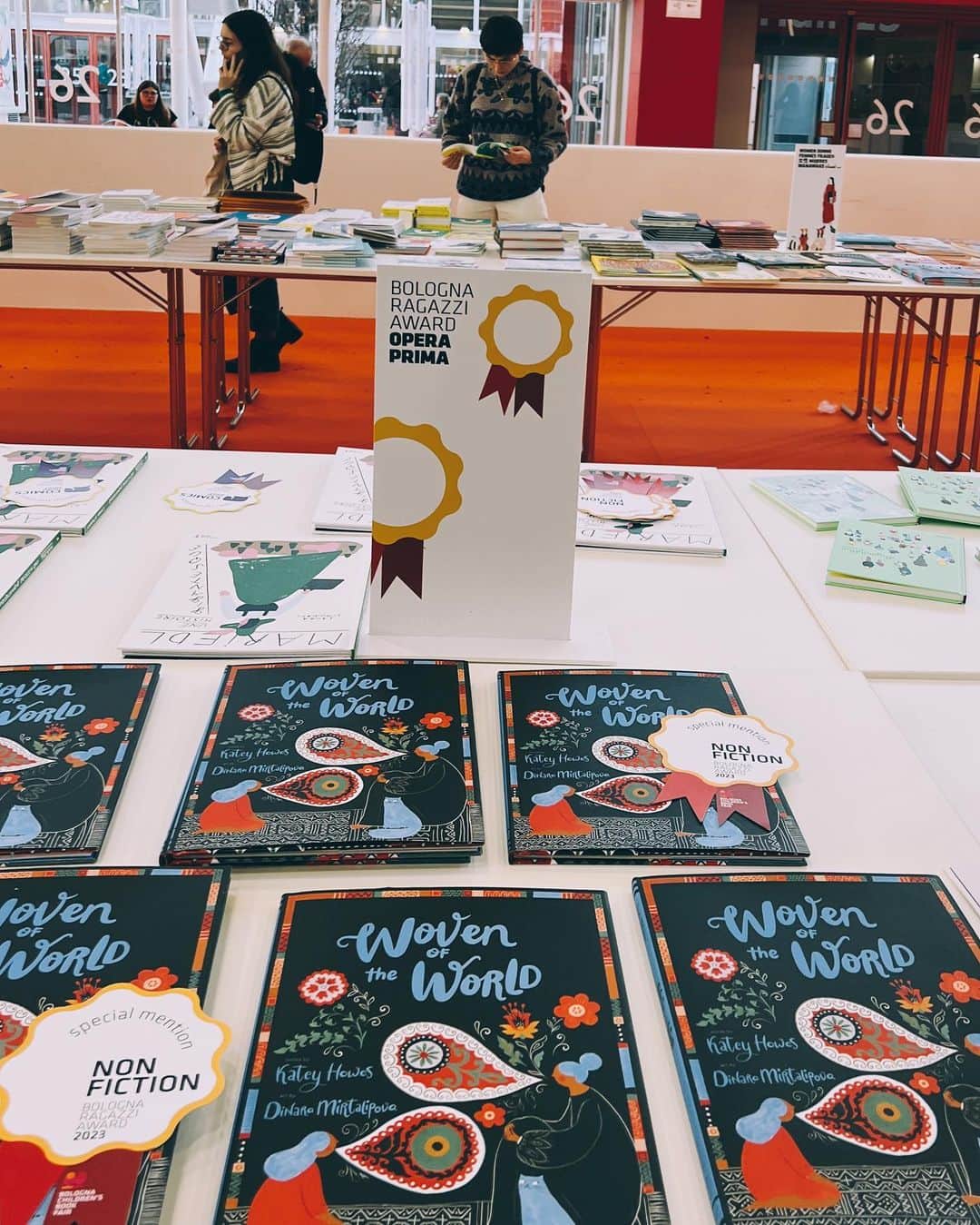 Dinara Mirtalipovaのインスタグラム：「“Woven of the World” in @bolognachildrensbookfair takes Bologna Ragazzi Special Mention #bolognaragazziaward #wovenofthrworld @chroniclekidsbooks @kidlitlove @mirdinara #mirdinara #kidlit #bcbf23」