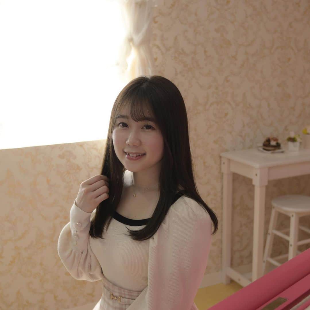 のインスタグラム：「#おはよう　🥰☀️ 今日も頑張ろう💪💕 いってきまーす🏃‍♀️💨  #japan #japanese #japanesegirl  #cawaii #kawaii #cute #loli #girl #日本 #love #like #racequeen #レースクイーン #女の子 #cutie #pretty  #撮影会 #model #撮影会モデル #portrait #portraitphotography #ポートレート #ポートレート撮影 #撮影　#撮影モデル #被写体　#カメラ #camera #goodmorning」