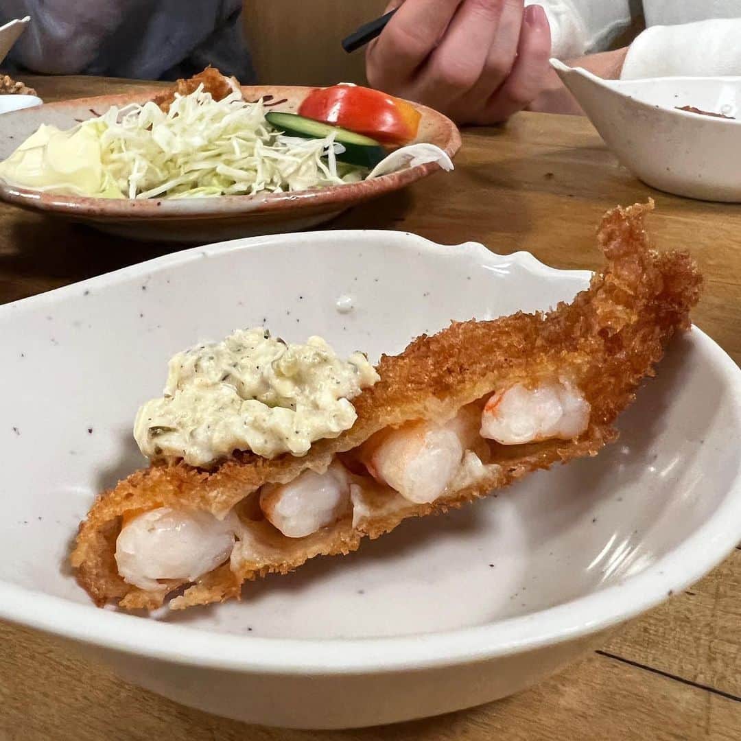 東 洋一郎のインスタグラム：「隙間産業  飽和した飲食にもまだまだ隙間がある。そこに気付きそこに飛び込めるか。勇気と覚悟があるものにだけ見える景色がある。」