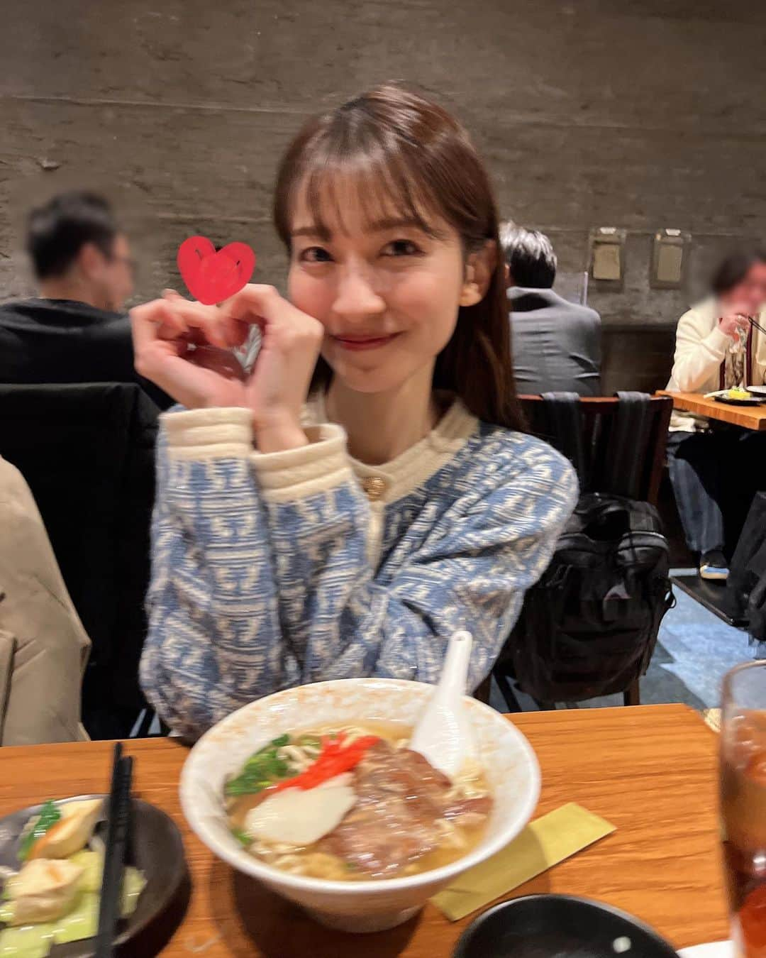 山本里菜さんのインスタグラム写真 - (山本里菜Instagram)「. 沖縄そばが 食べたくて...❤︎  #沖縄そば #ソーキそば」3月7日 17時53分 - rinayamamoto_0622