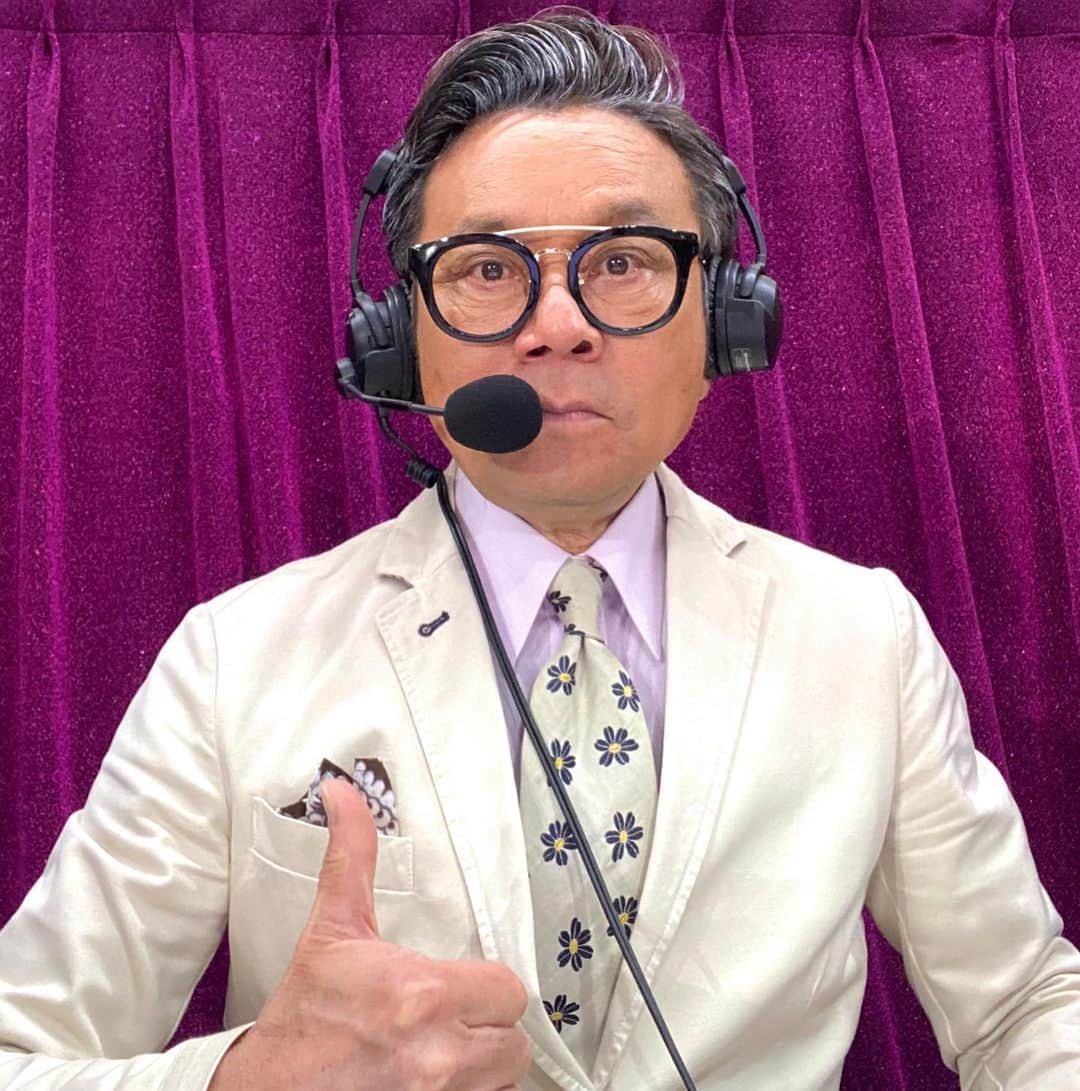 伊津野亮のインスタグラム：「レッツボウリング🎳 PLeagueスタートから 18年目！？2006年4月から 『ジャスポッケ』をshoutしている オジサン🎙記念すべき 100戦目の実況スターティングします 昔『田町ハイレーン』 今『向島グランドボウル』 いつも BS日テレでご覧いただいてる 皆さんに感謝🥲！」