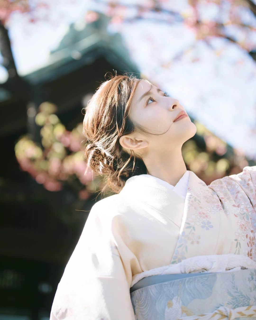 ロンモンロウさんのインスタグラム写真 - (ロンモンロウInstagram)「🌸春だ  よく「着物が似合う」と褒められて嬉しいです😆  经常被夸穿和服很合适，开心❤  #着物　#kimono #和服 #日本」3月7日 18時35分 - ronmonroe_official