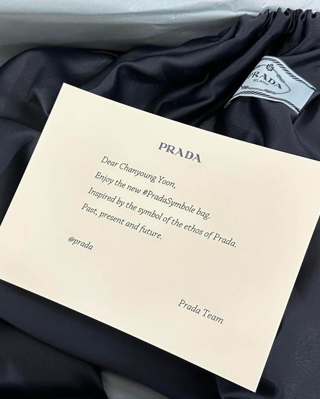 ユン・チャンヨンさんのインスタグラム写真 - (ユン・チャンヨンInstagram)「🖤  "The Prada Symbole handbag is inspired by Prada's iconic Triangle which is reinvented in a geometric, modern, multi-faceted way. Drawn from Prada's heritage, the Symbole is precise, direct, meaningful."  @prada   #prada #pradasymbole」3月7日 10時55分 - yooncy1