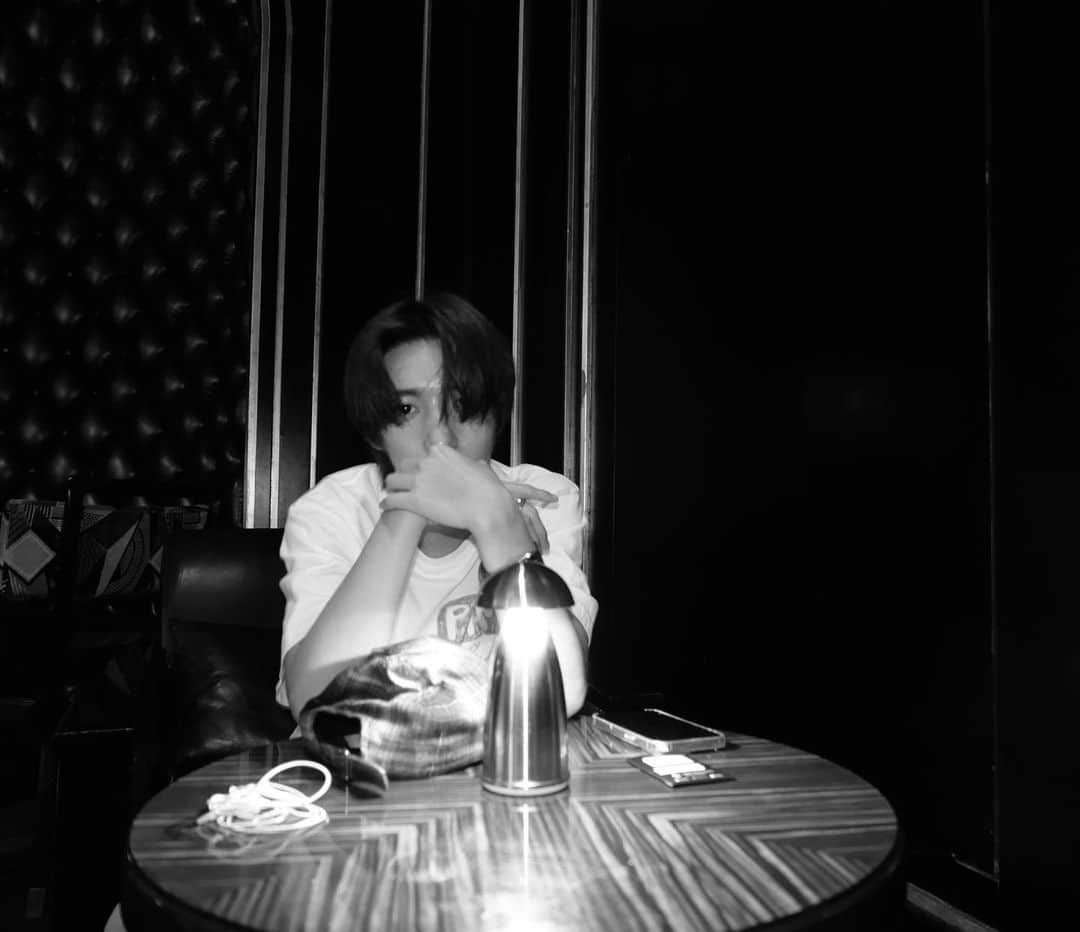 ロンジュンのインスタグラム：「🍹」