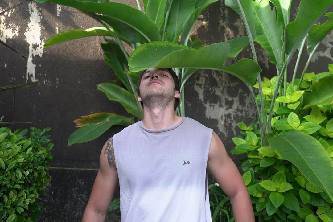 ステファン・ウィリアムのインスタグラム：「idk what i’m doing in this photo 😶」