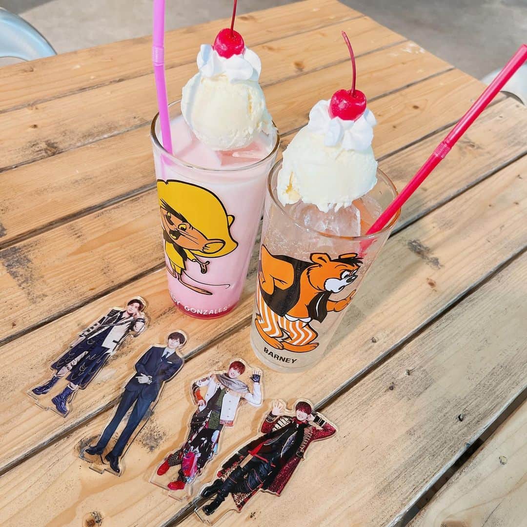 末次愛梨のインスタグラム：「🍨❤️💖  #仙台#仙台グルメ#仙台ランチ#宮城#宮城観光#慣声の法則#オタ活#オタ活カフェ」