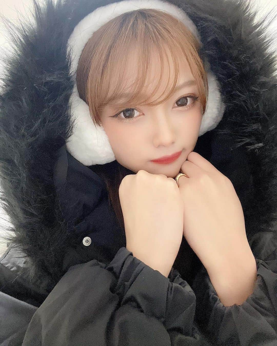 中原鈴奈さんのインスタグラム写真 - (中原鈴奈Instagram)「時間差投稿🤣 前雪降った日の☃️  最近は花粉にやられてる🤧 ・ ・ ・ #イヤーマフ#イヤマフ #instafashion #ootd #likesforlike #instagood#likesforlike #selfie #오오티디 #옷스타그램 #패션 #니트」3月7日 21時05分 - rinrin1228_