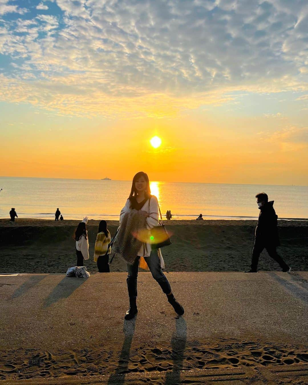 高橋有紀子のインスタグラム：「* 春来たね🥹🫶🏽🌷  つまり夏だね🥹？？  冬眠から目覚めるときがきた🐻  #春が来たよ #つまり夏だよ #うほうほ」