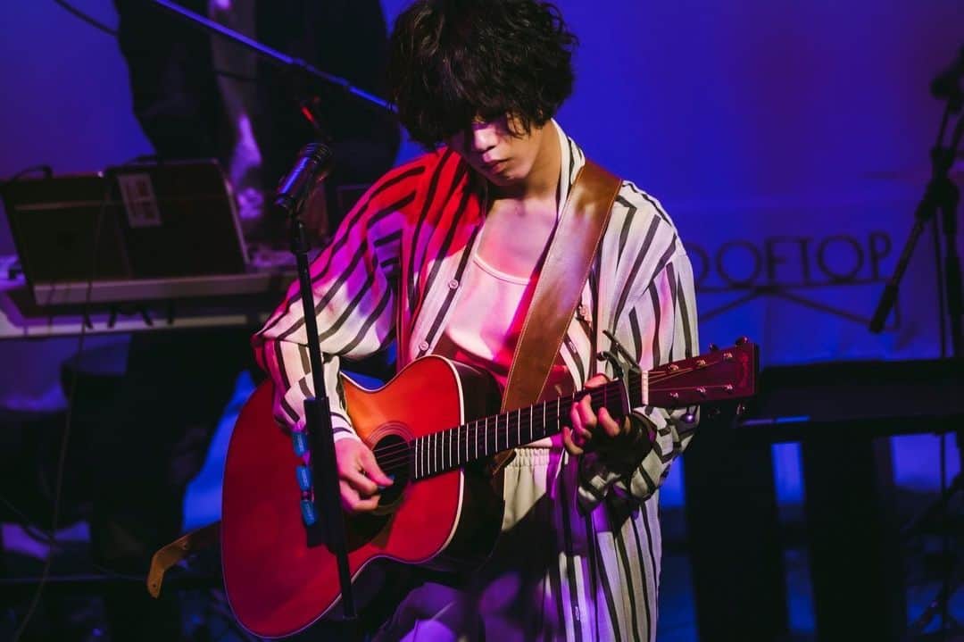 クボタカイのインスタグラム：「今のクボタカイのライブ、 ぜひ一度見に来てほしいです。  📸 @takeshiyao」