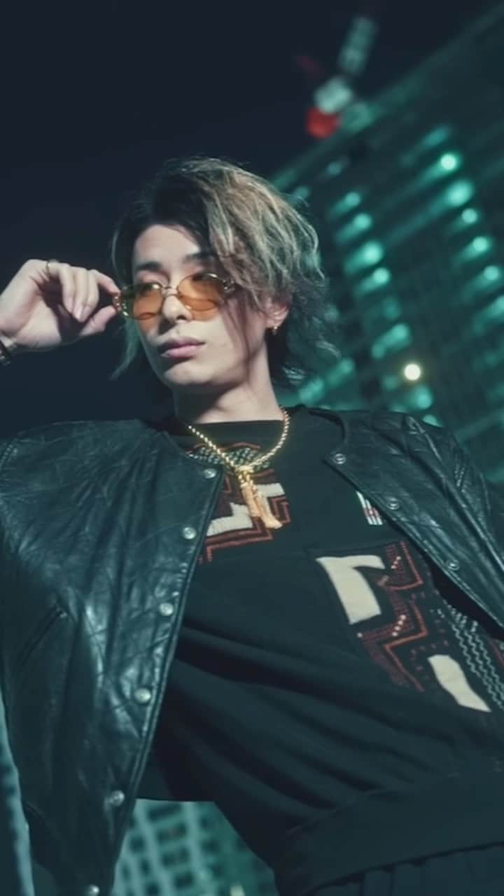 MG 脇【レペゼン地球】のインスタグラム：「【NaNaNa Tokyo feat.24kGoldn】#Repezenfoxx」