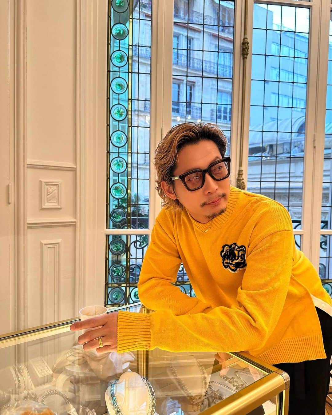 のインスタグラム：「#sacai #parisfashionweek  #paris 🇫🇷  なかなか着ない色」