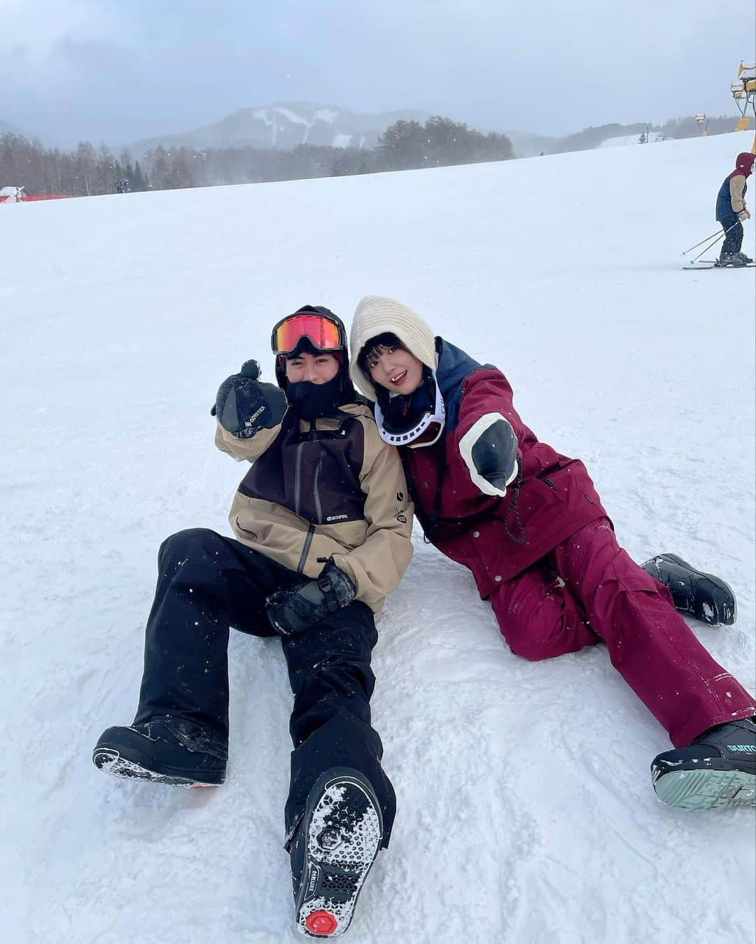 小林希大さんのインスタグラム写真 - (小林希大Instagram)「みんなでスノーボードしてきた❕🏂  天候やばくてみんなには初めてのスノボもっと時間いっぱい楽しんで欲しかったけど自然には敵わん🥲  また、リベンジしにいきたいなあ！🔥  #超十代 #スノーボード」3月7日 22時59分 - kidai_kobayashi