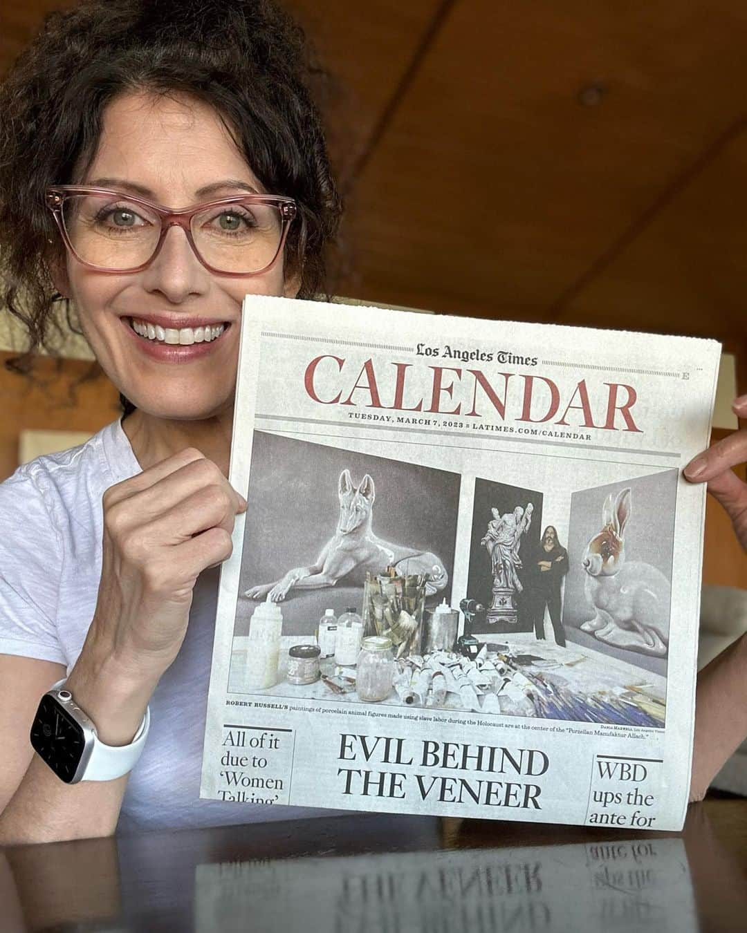 リサ・エデルシュタインさんのインスタグラム写真 - (リサ・エデルシュタインInstagram)「This #proudwife is showing off! @robertrussellworks on the cover of @latimes #calendar section, full article in Robert’s bio! Opening Thursday! Come see! @anatebgigallery Thursday 5-8 5150 Wilshire Blvd.」3月8日 4時43分 - lisaedelstein