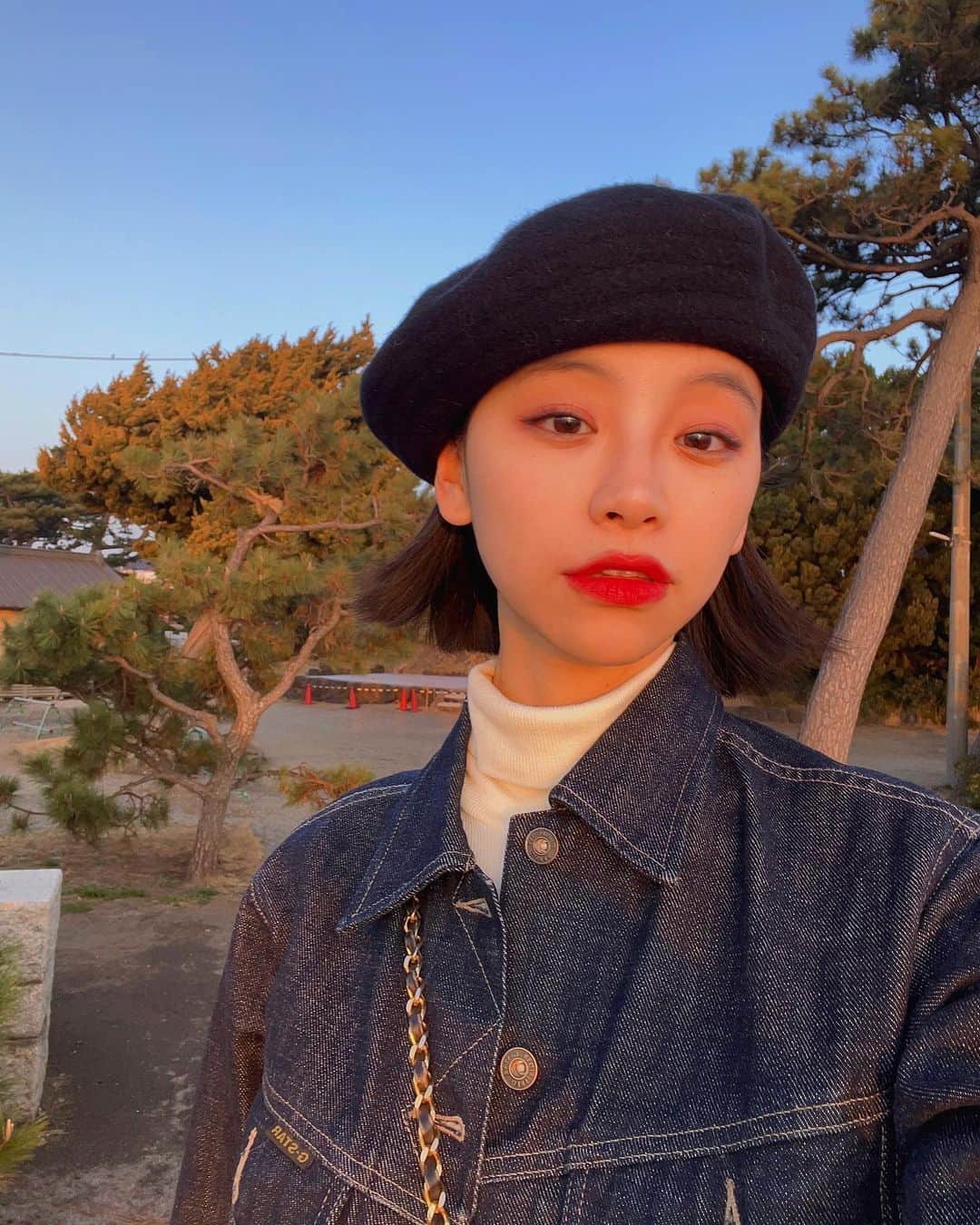 る鹿のインスタグラム：「落ち着くー🌄🌊」