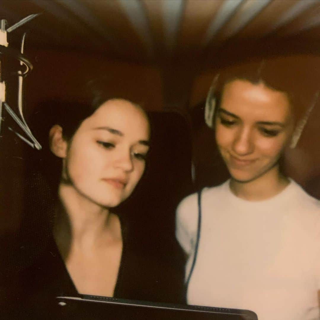 シアラ・ブラヴォさんのインスタグラム写真 - (シアラ・ブラヴォInstagram)「The audio sitcom I wrote and created staring @ciarabravo launches today! Popcorn For dinner is a brand new audio sitcom wherever you get your podcasts 😎😎😎😎😎😎😎😎😎😎😎link in bio!!! @popcornfordinnerpodcast」3月8日 0時18分 - ciarabravo