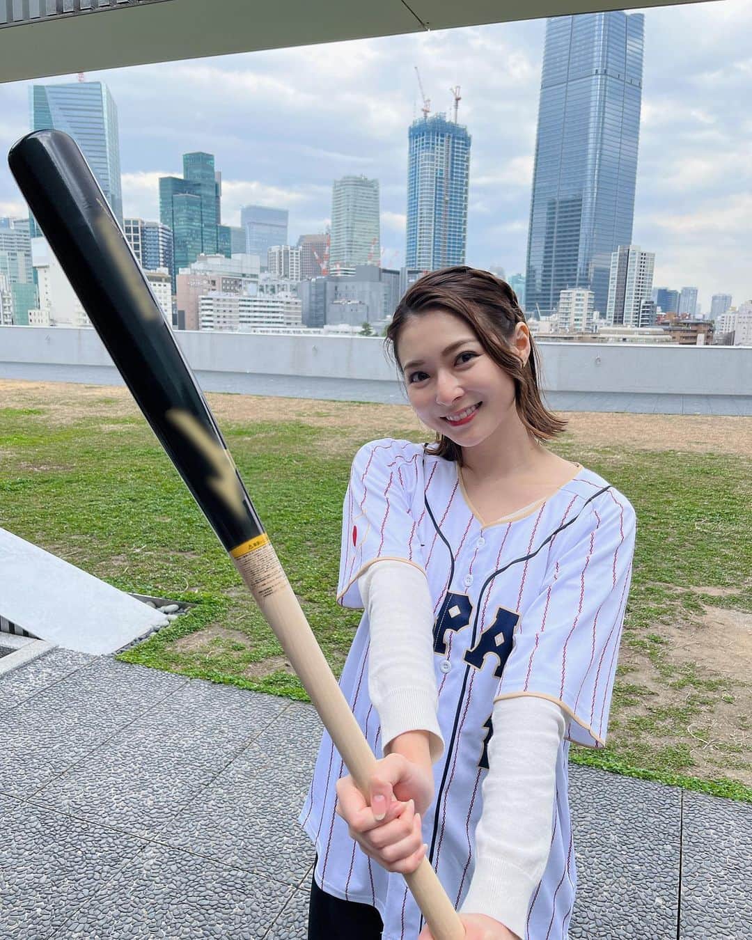 住田紗里のインスタグラム：「いよいよWBCが開幕しますね！ 侍ジャパンを全力で応援しましょう⚾️  #Twitterでは #スイングスピード対決 も #実施中 #worldbaseballclassic2023#worldbaseballclassic#WBC#野球#baseball#⚾️#侍ジャパン#頑張れ日本#🇯🇵」