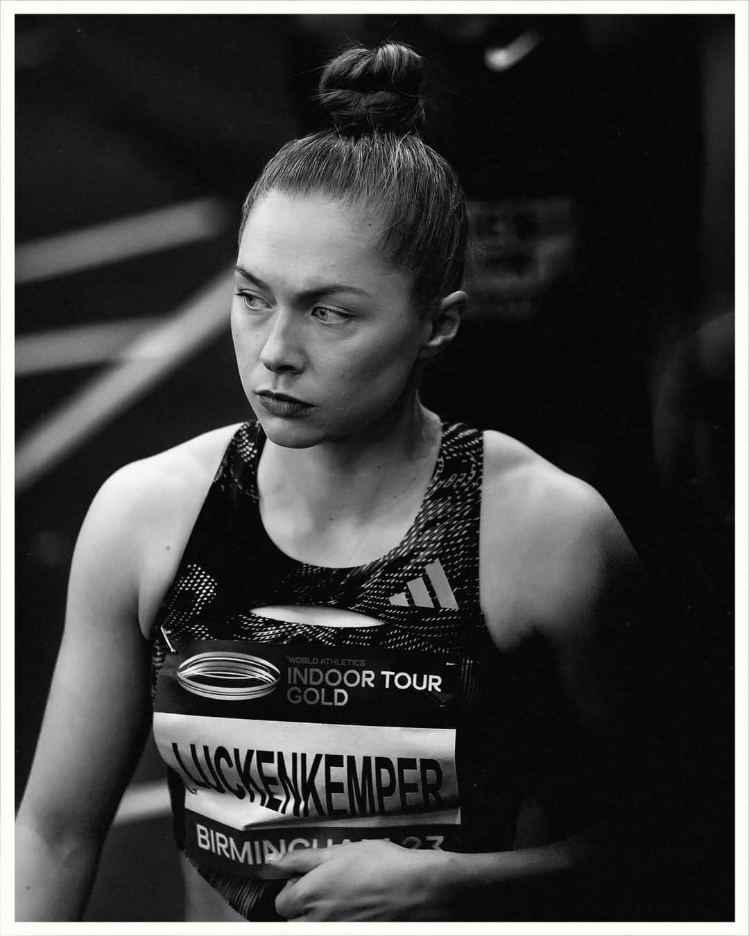 ジーナ・ルケンケムペルのインスタグラム：「Impossible is not a fact. It's an opinion. Impossible is not a declaration. It's a dare. Impossible is potential. Impossible is temporary.   Impossible is nothing.  -Muhammad Ali . . @ginalueckenkemper 🇩🇪 Sprinter . . #athletemotivation#athleteinspiration#runningmotivation#runninginspiration#fastrunner#fastrunning#geofflowe#athletephotography#preraceportraits#adidasathlete」
