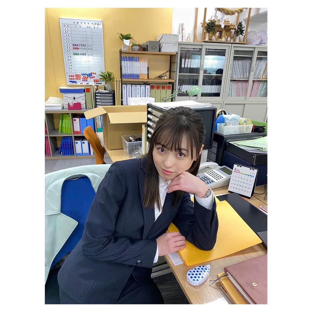 福原遥さんのインスタグラム写真 - (福原遥Instagram)「. 皆様！ 正直不動産の月下咲良 をまた演じさせて頂けることになりました☺︎ あの真っ直ぐで天真爛漫な月下として、永瀬先輩との楽しい掛け合いがまたできるんだなぁ！と思うと今から楽しみで仕方ありません✨ 早くあの素敵なチームの皆さんに会いたいです😌 皆様に楽しんで頂けるよう全力で頑張ります！ 楽しみにしててください✨  #正直不動産スペシャル」3月8日 9時27分 - haruka.f.official