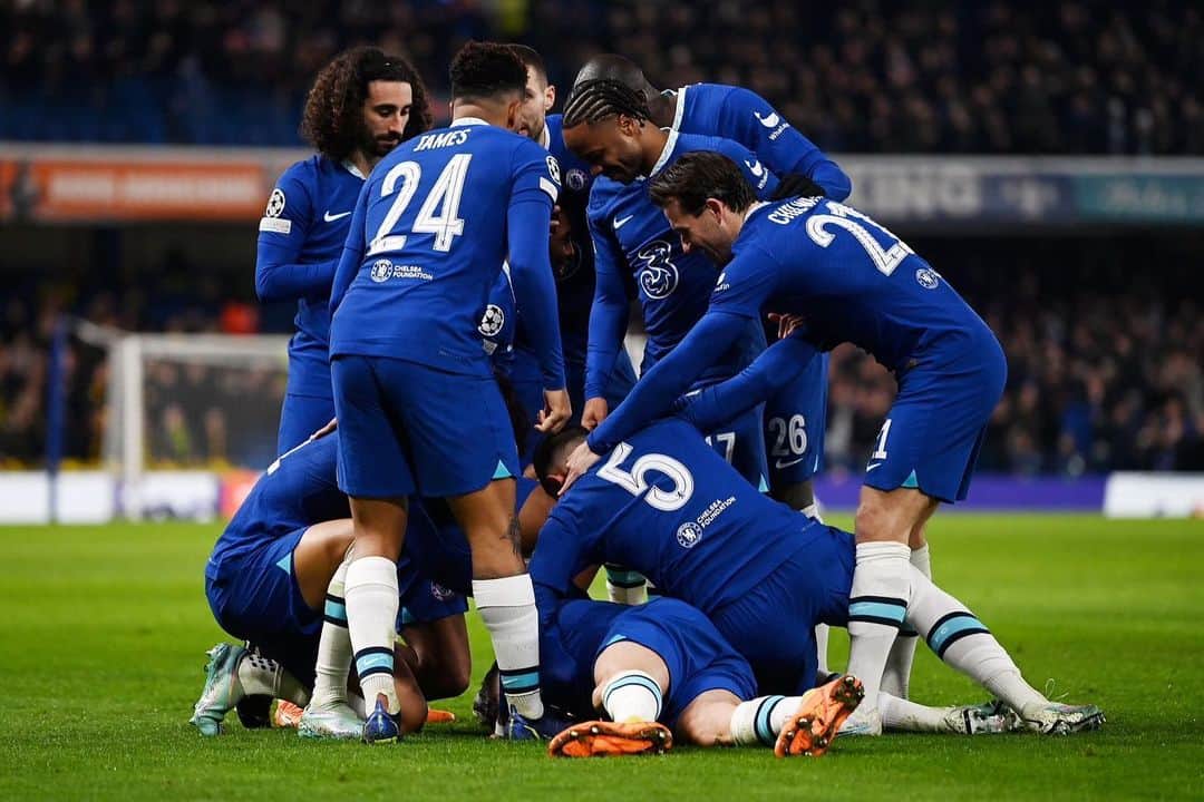 チアゴ・シルヴァのインスタグラム：「💙🙏👊🏽」
