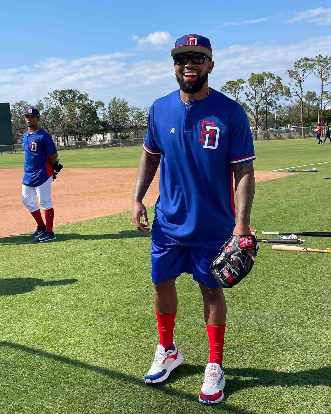 ホセ・レイエスのインスタグラム：「Feliz y agradecido de poder estar aquí apoyando a mi país 🇩🇴⚾️ ahora en un nuevo rol. Nunca me he perdido un Clásico, siempre un sí para la PATRIA.   ¿ Se imaginan que se repita la historia ?   Vamo’ eto.🇩🇴🇩🇴🇩🇴🇩🇴🇩🇴🇩🇴」