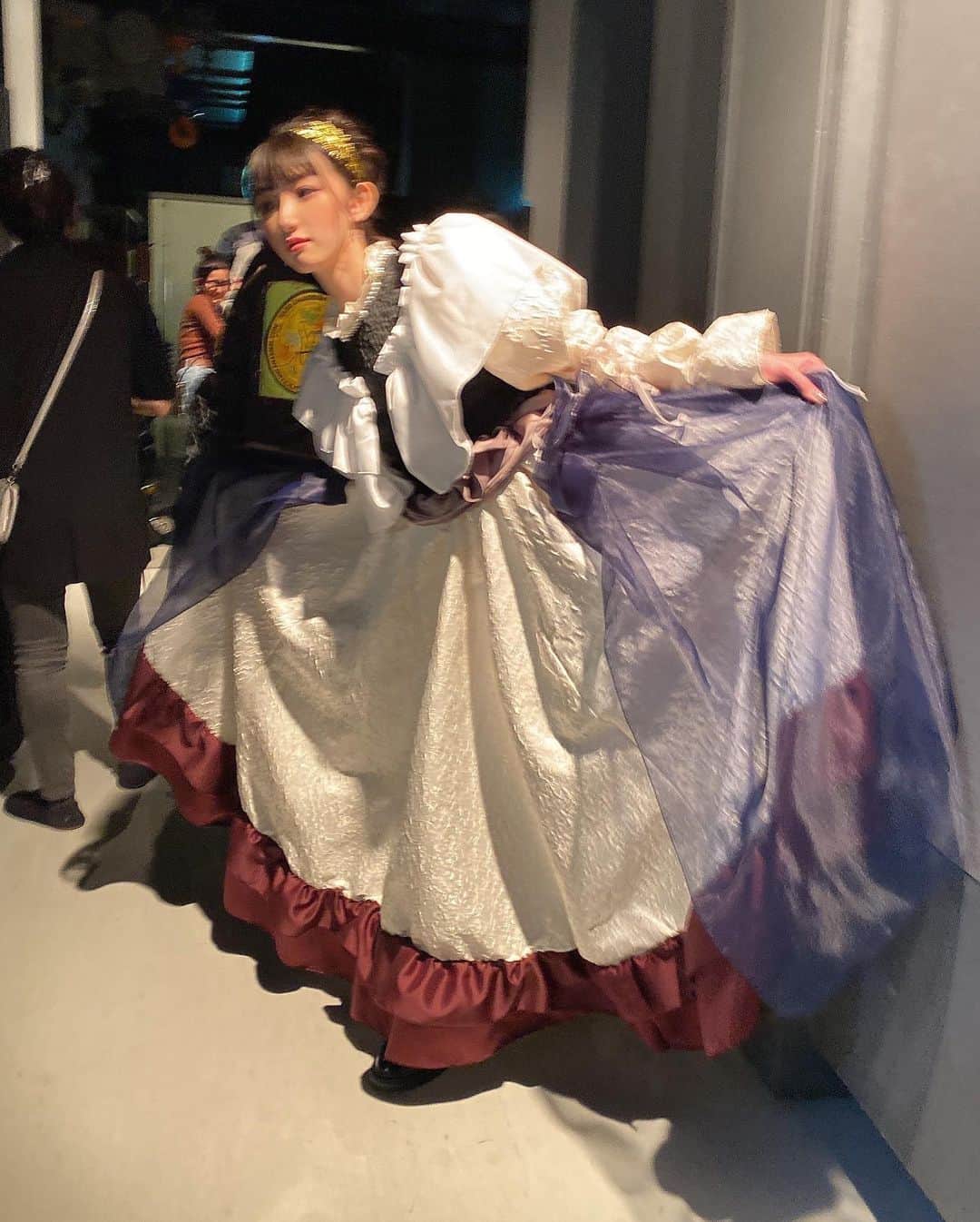 黒田瑞貴のインスタグラム：「🤍🤍🤍  #fashion #fashionshow #fashiongram #instafashion #dress」