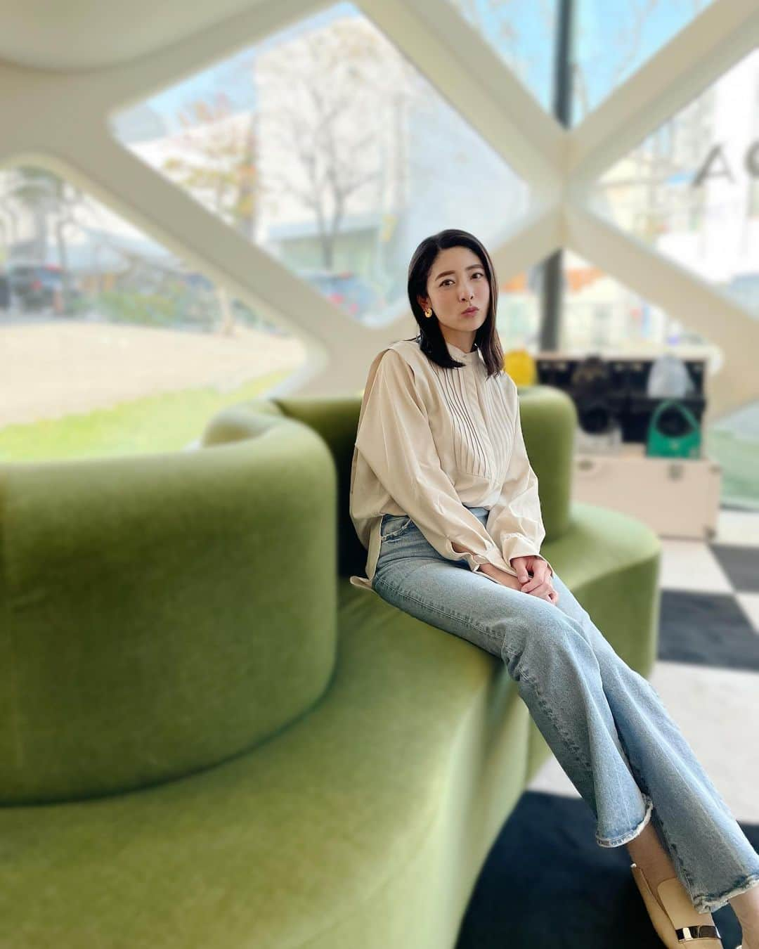 粕谷奈美さんのインスタグラム写真 - (粕谷奈美Instagram)「the feel of spring🌷 #spring#🌸 #ootd#fashion#denimlovers」3月8日 11時39分 - nami_kasuya