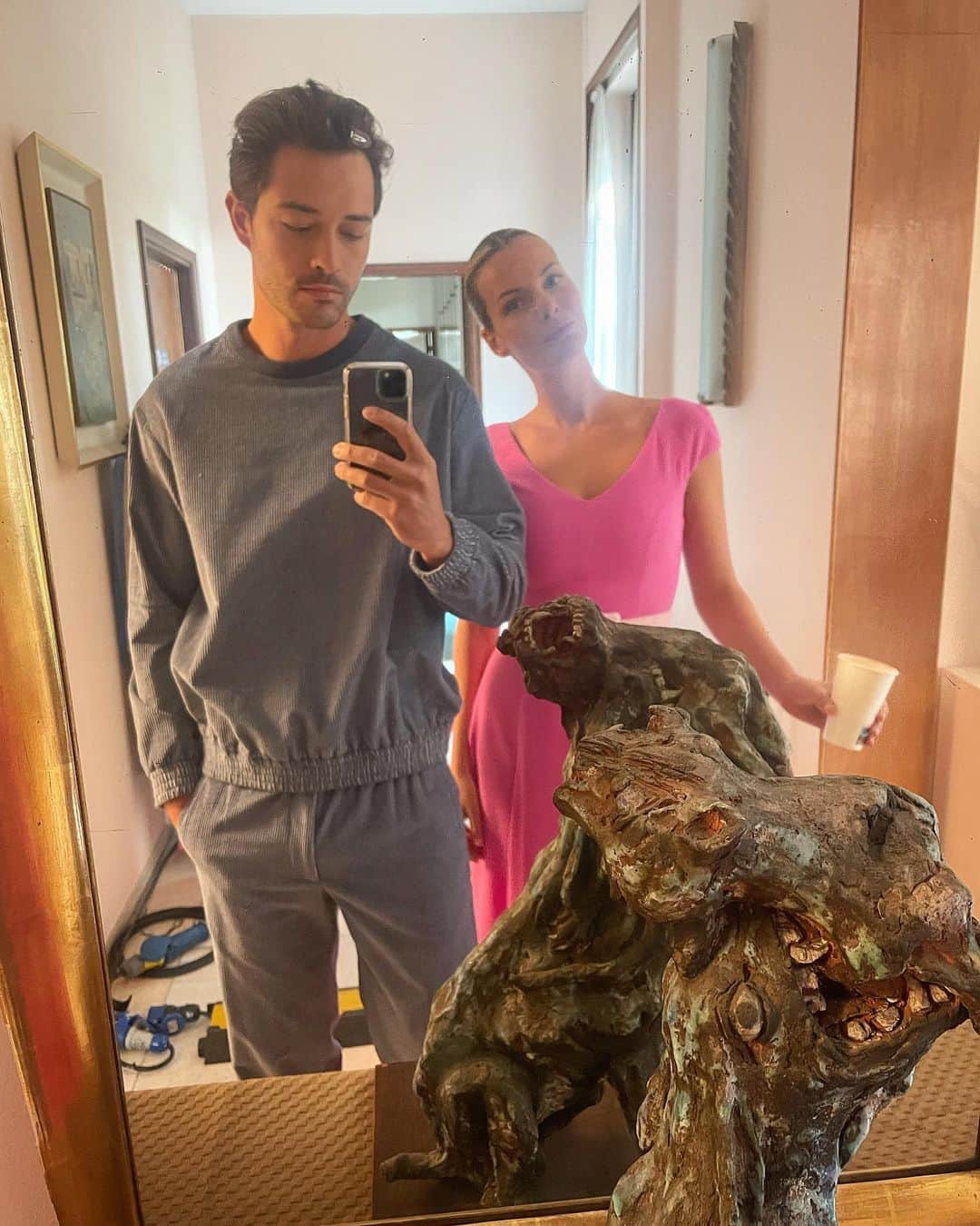 フランシスコ･ラチョースキーのインスタグラム：「A family affair the Italian way 🤌🏼 🇮🇹」