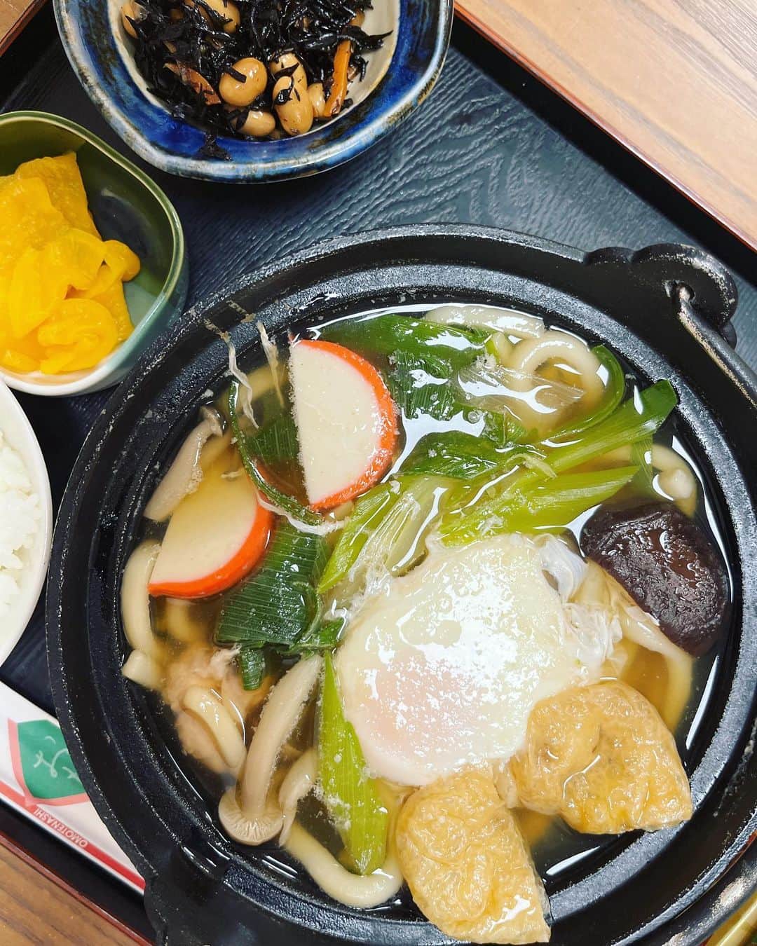 杜このみのインスタグラム：「名古屋もたくさん美味しいお店があって 幸せです☺️🍴 今日は、ファンの方々も公演へお越し下さって、久しぶりの再会に感激でした😊💐 ご来場下さいました皆さま ありがとうございました😊✨」
