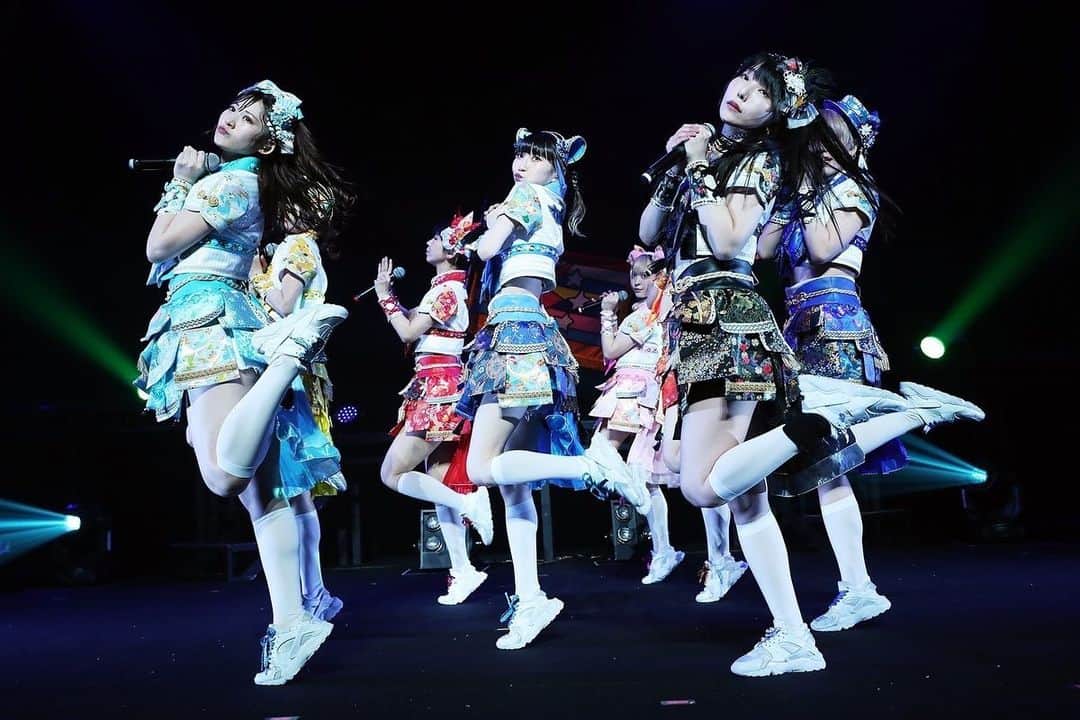 相沢梨紗さんのインスタグラム写真 - (相沢梨紗Instagram)「でんぱ組.inc全国ツアー 『ONE NATION UNDER THE DEMPA TOUR』  初日の八王子公演にて初披露✨  2023年3月15日デジタル配信スタートの新曲『古代アキバ伝説』  冒頭のタイトルコール🫶  https://onenation2023.dempagumi.tokyo/  3月5日(日) 声出し🆗 〜SOLD OUT〜 東京・Ｊ:ＣＯＭホール八王子  3月19日(日)声出し🆗 大阪・GORILLA HALL OSAKA   3月24日(金) 声出し🆗 富山・MAIRO  3月26日(日)声出し🆗 金沢・Eight Hall  4月1日(土)声出し🆗〜SOLD OUT〜 高松・MONSTER  4月2日(日)声出し🆗 岡山・CRAZYMAMA KINGDOM  4月9日(日) 新潟・NIIGATA LOTS  4月15日(土)声出し🆗 静岡・SOUND SHOWER ark  4月23日(日)声出し🆗 名古屋・THE BOTTOM LINE 千秋楽❣️  #live #dempagumi #tokyo #japan #idol #でんぱ組 #love」3月8日 23時01分 - risacheeese
