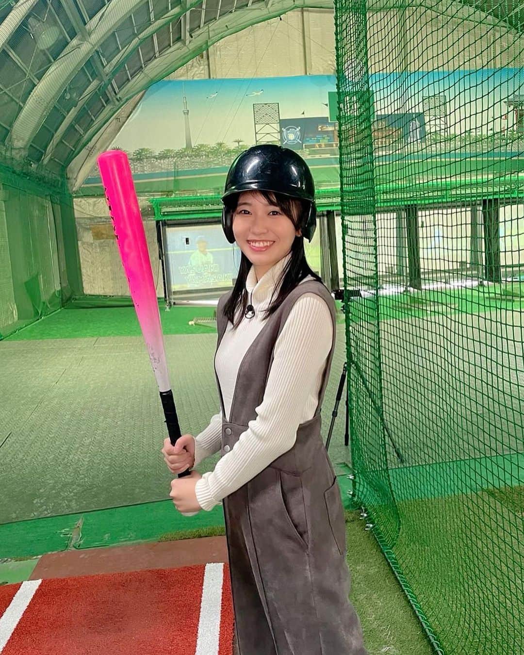 志田音々のインスタグラム：「⚾️ YouTube撮影で久しぶりにバッティングセンターへ💭  小さい頃はよく行ってたなぁ⚾︎ 楽しかった♪  #野球女子 #wbc 楽しみ」