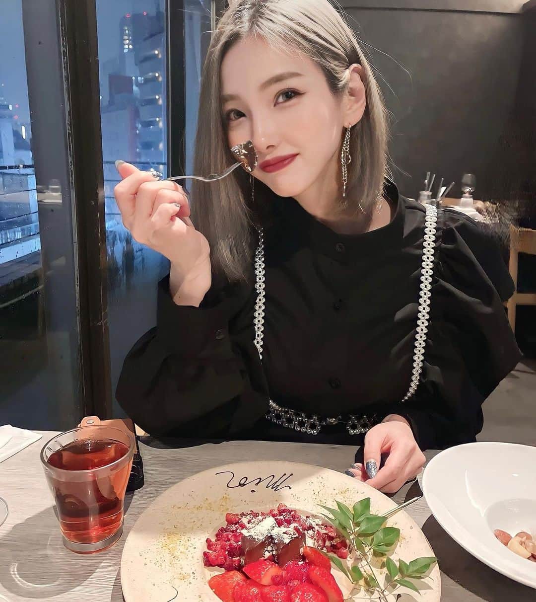 MIOのグルメインスタ