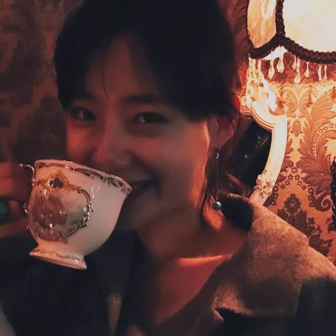 イム・ジヒョンのインスタグラム：「아이폰 추천🥹」